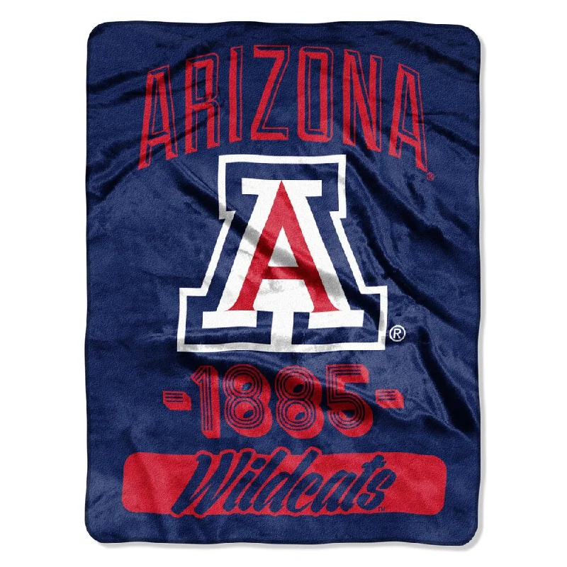 Synthetic fiber blend blankets for a budget - friendly choiceCOL 05902 Arizona Varsity Micro Raschel Throw Synthetic fiber blend blankets for a budget - friendly choiceCOL 05902 Arizona Varsity Micro Raschel Throw