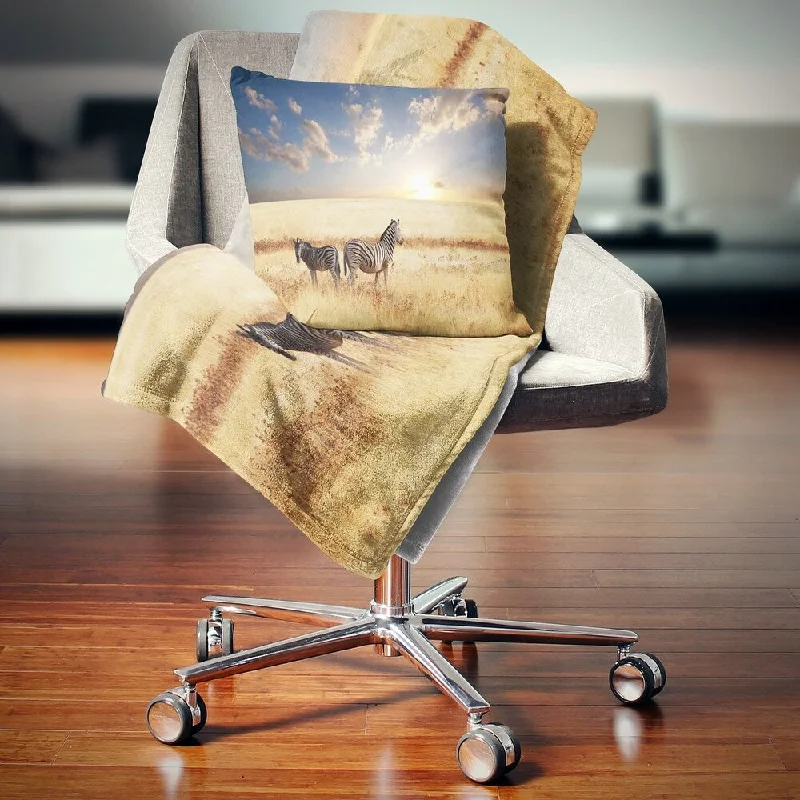 Wool blankets with natural warmth and insulationDesignart 'Zebras in Beautiful Grassland At Sunset' African Throw Blanket Wool blankets with natural warmth and insulationDesignart 'Zebras in Beautiful Grassland At Sunset' African Throw Blanket