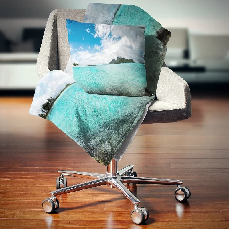 Acrylic blankets for a soft and affordable alternativeDesignart 'Bora Bora French Polynesia Panorama' Seascape Throw Blanket Acrylic blankets for a soft and affordable alternativeDesignart 'Bora Bora French Polynesia Panorama' Seascape Throw Blanket