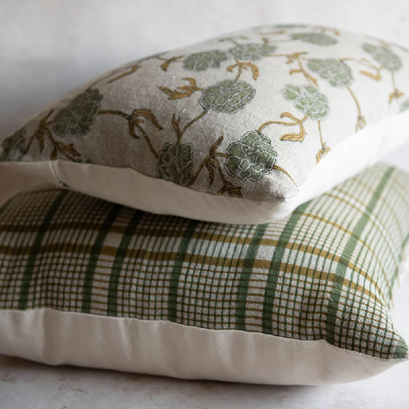 Kids Pillows with Fun DesignsDown Alternative Pillows for Ethical ChoicesLinen Hand Block-Printed Pillow Cover No. 0229 Kids Pillows with Fun DesignsDown Alternative Pillows for Ethical ChoicesLinen Hand Block-Printed Pillow Cover No. 0229
