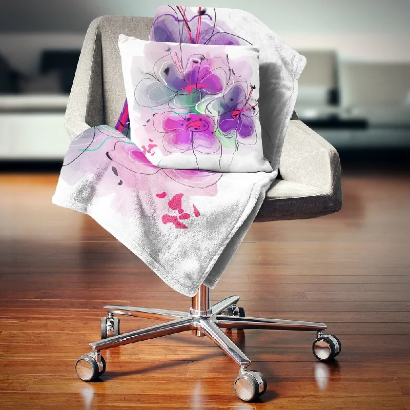 Chenille blankets with a thick and fuzzy textureDesignart 'Purple Flower Illustration Sketch' Floral Throw Blanket Chenille blankets with a thick and fuzzy textureDesignart 'Purple Flower Illustration Sketch' Floral Throw Blanket