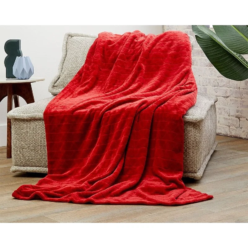 Chenille blankets with a thick and fuzzy textureRivoly Design Micro Plush All Season Blanket, King Chenille blankets with a thick and fuzzy textureRivoly Design Micro Plush All Season Blanket, King