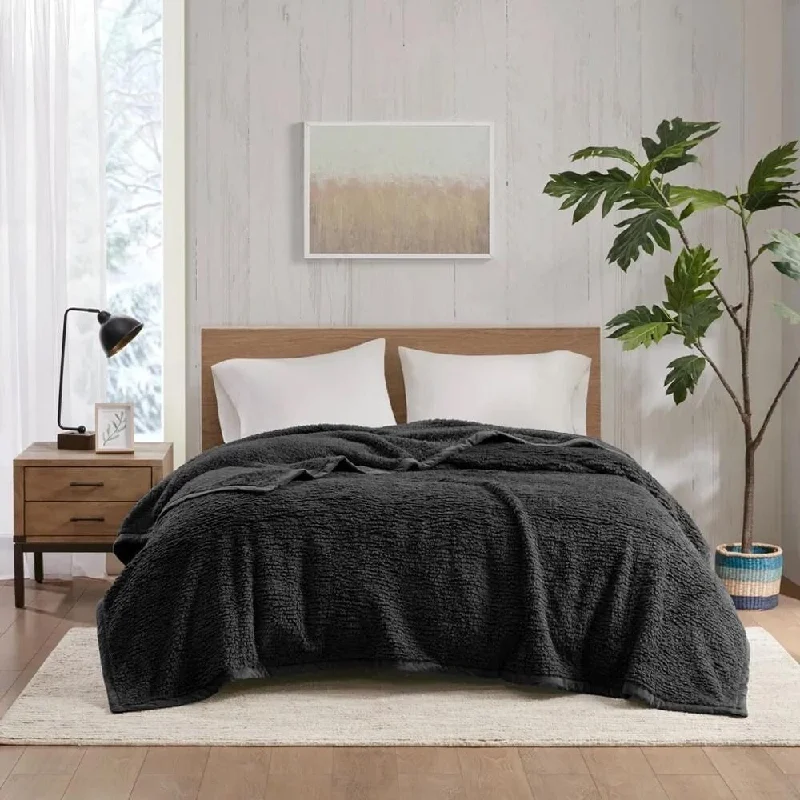 Chenille blankets with a thick and fuzzy textureKing Cozy Soft Velvet Binding Berber Solid Blanket Black Chenille blankets with a thick and fuzzy textureKing Cozy Soft Velvet Binding Berber Solid Blanket Black