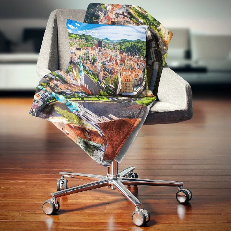 Alpaca wool blankets for a hypoallergenic and warm optionDesignart 'City Aerial View Panorama' Cityscape Throw Blanket Alpaca wool blankets for a hypoallergenic and warm optionDesignart 'City Aerial View Panorama' Cityscape Throw Blanket