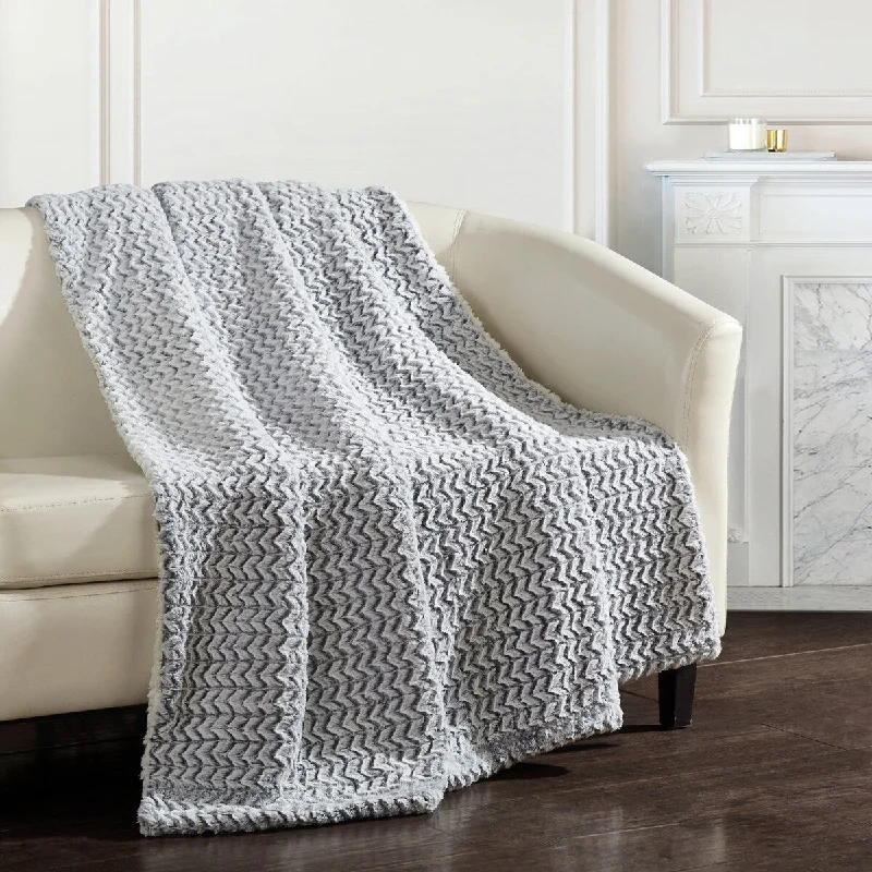 King - size blankets to cover large beds comfortablyChic Home Isonoe Throw Blanket Cozy Ultra Plush Decorative Faux Fur King - size blankets to cover large beds comfortablyChic Home Isonoe Throw Blanket Cozy Ultra Plush Decorative Faux Fur