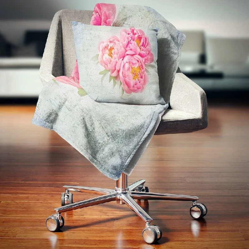 Mohair blankets with a unique sheen and softnessDesignart 'Pink Peony Flowers in White Vase' Floral Throw Blanket