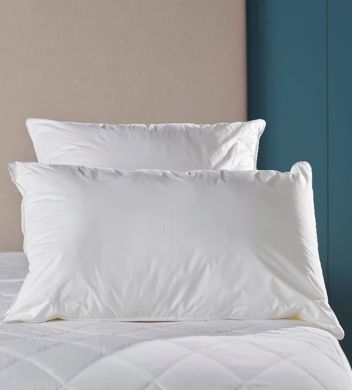 Hypoallergenic Pillows for Allergy SufferersThe Big Softie Pillow - Microfibre
