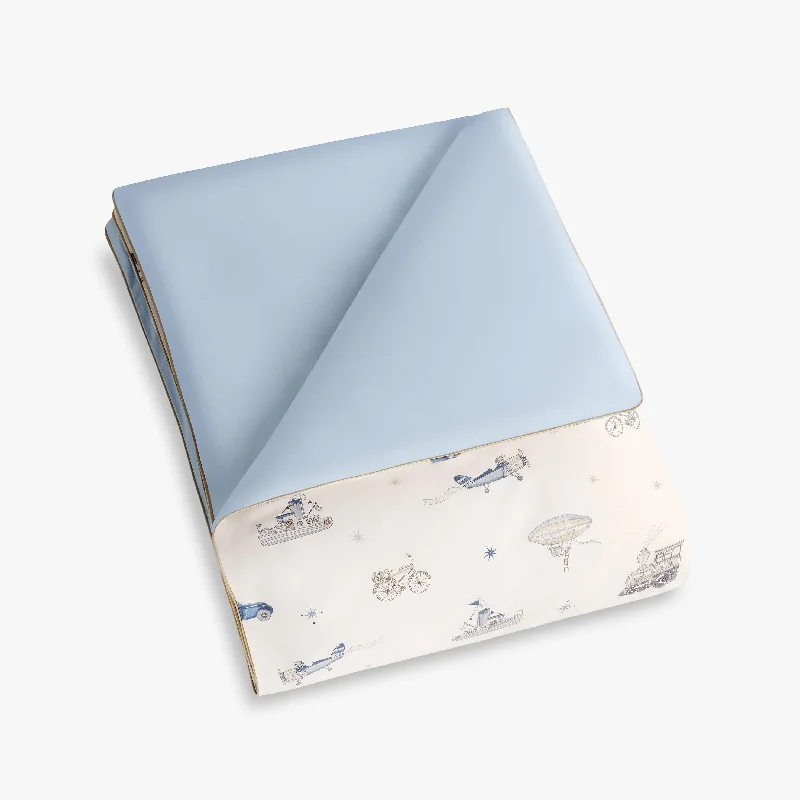 Ombre - colored duvet covers with a gradient effect for a trendy and unique styleTransit Treasures Baby Duvet - Blue Ombre - colored duvet covers with a gradient effect for a trendy and unique styleTransit Treasures Baby Duvet - Blue