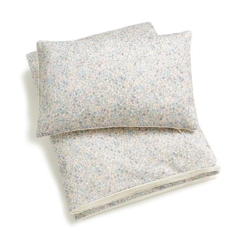 Anti - dust mite duvet covers to keep the sleep environment cleanEnchanted Wildflowers Toddler Duvet - Ivory Anti - dust mite duvet covers to keep the sleep environment cleanEnchanted Wildflowers Toddler Duvet - Ivory