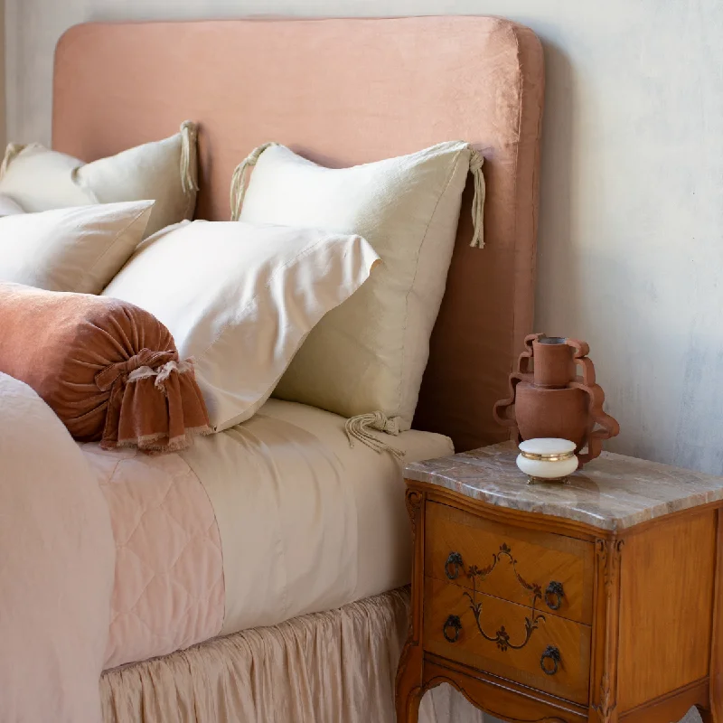 Polyester - Cotton Blend Sheets for Durability and ComfortBria Fitted Sheet