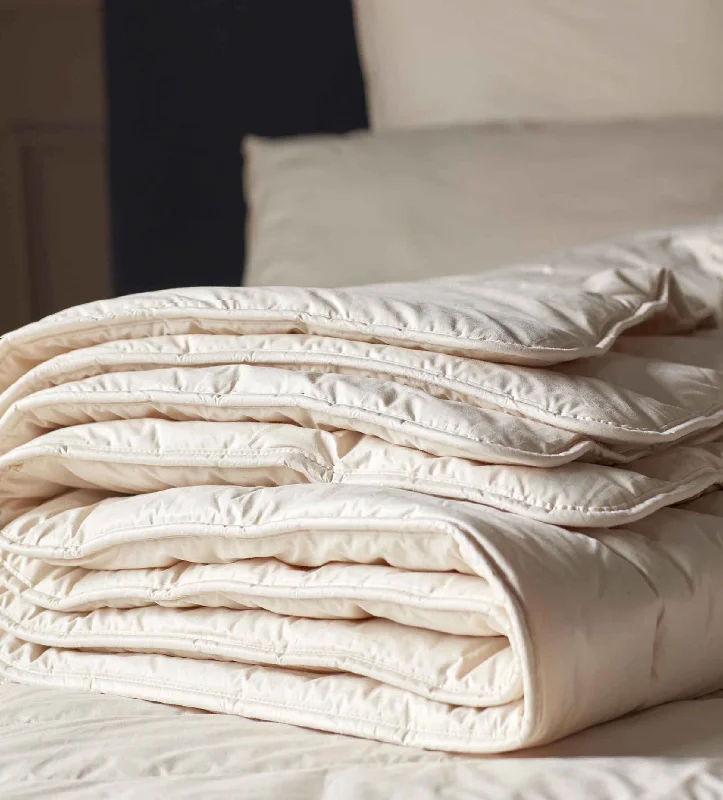 Machine - washable duvet covers for hassle - free cleaningBaa Baa Bedtime Finest Wool Duvet Machine - washable duvet covers for hassle - free cleaningBaa Baa Bedtime Finest Wool Duvet