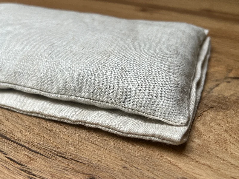 Velvet Pillows for a Touch of EleganceHemp Eye Mask filled Buckwheat hulls Meditation Eye Mask organic Buckwheat hulls Fiber Filling Including an additional removable hemp cover. Velvet Pillows for a Touch of EleganceHemp Eye Mask filled Buckwheat hulls Meditation Eye Mask organic Buckwheat hulls Fiber Filling Including an additional removable hemp cover.