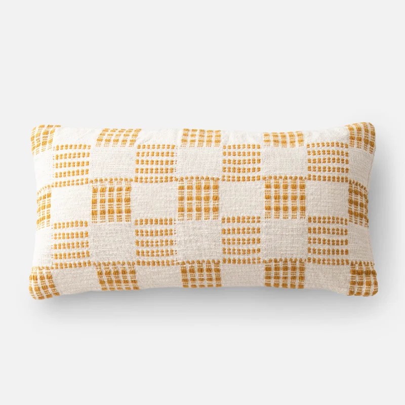 Hypoallergenic Pillows for Allergy SufferersTextured Woven Pillow