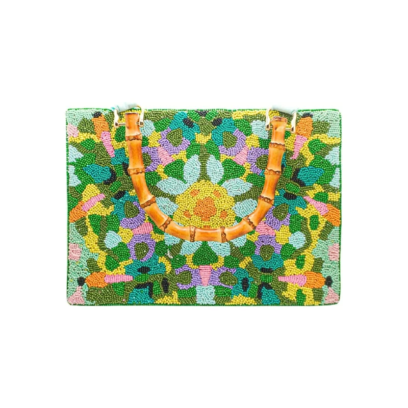 Paisley - printed duvet covers for an exotic and elegant appearanceThe "Annie" Bag, Lady Di Green Paisley - printed duvet covers for an exotic and elegant appearanceThe "Annie" Bag, Lady Di Green