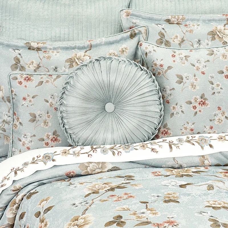 Plush Pillows for a Cozy BedPrestige Tufted Round Decorative Throw Pillow