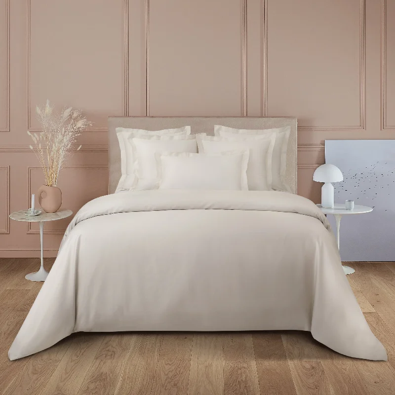 Sheet Sets with Multiple Pillowcase OptionsTriomphe Combed Cotton Sheet Collection Sheet Sets with Multiple Pillowcase OptionsTriomphe Combed Cotton Sheet Collection