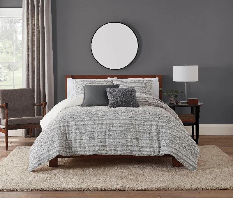 California king - size duvet covers for the extra - long and wide California king bedsBrielle Home Santa Fe 100% Cotton Duvet Cover Set & Decorative Pillows California king - size duvet covers for the extra - long and wide California king bedsBrielle Home Santa Fe 100% Cotton Duvet Cover Set & Decorative Pillows