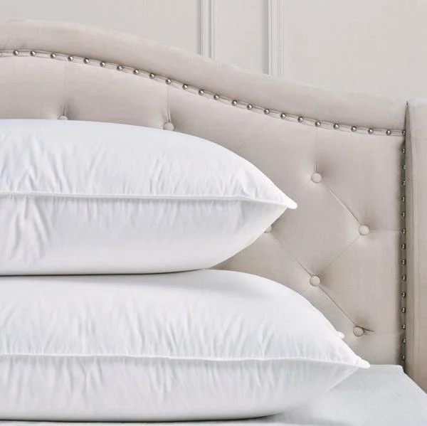 Travel Pillows for Long JourneysBrome Pillow