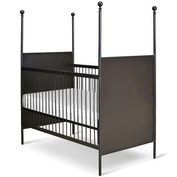 Queen - size mattresses for couples and standard bedroomsFour Post Stationary Panel Crib Queen - size mattresses for couples and standard bedroomsFour Post Stationary Panel Crib