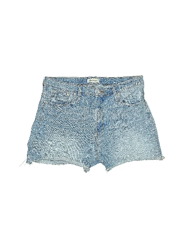 High-Rise Denim Shorts in Light Wash