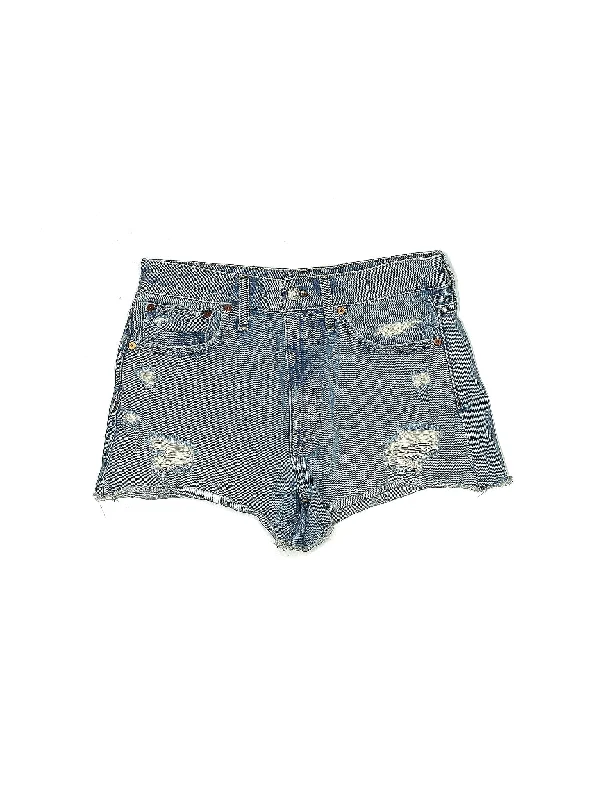 Mid-Rise Denim Shorts in Light Wash