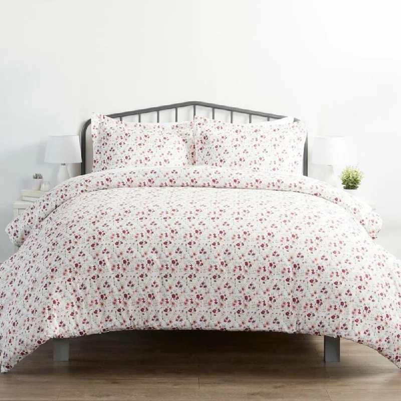 Recycled polyester blankets for an eco - conscious option3pc Full/Queen Printed Duvet Cover Set Blossom/Pink Recycled polyester blankets for an eco - conscious option3pc Full/Queen Printed Duvet Cover Set Blossom/Pink