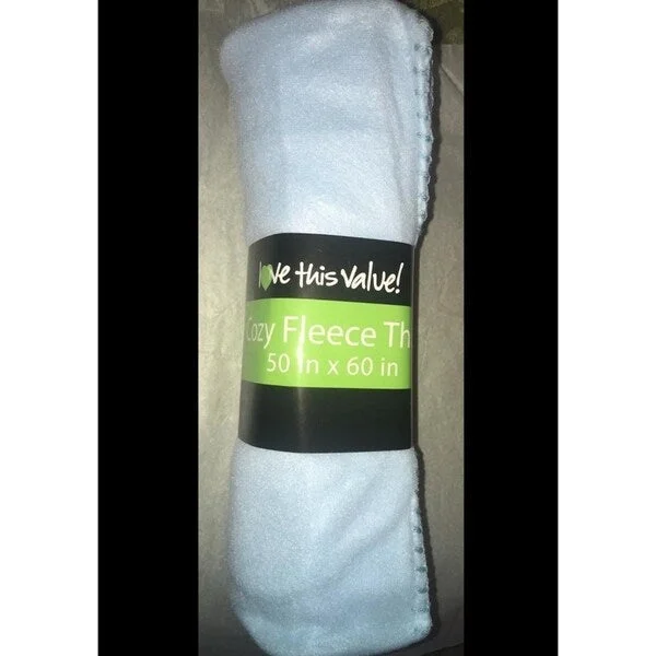 Microfiber blankets that are durable and easy to care forBaby Blue Fleece Throw Blanket 50" x 60" Microfiber blankets that are durable and easy to care forBaby Blue Fleece Throw Blanket 50" x 60"