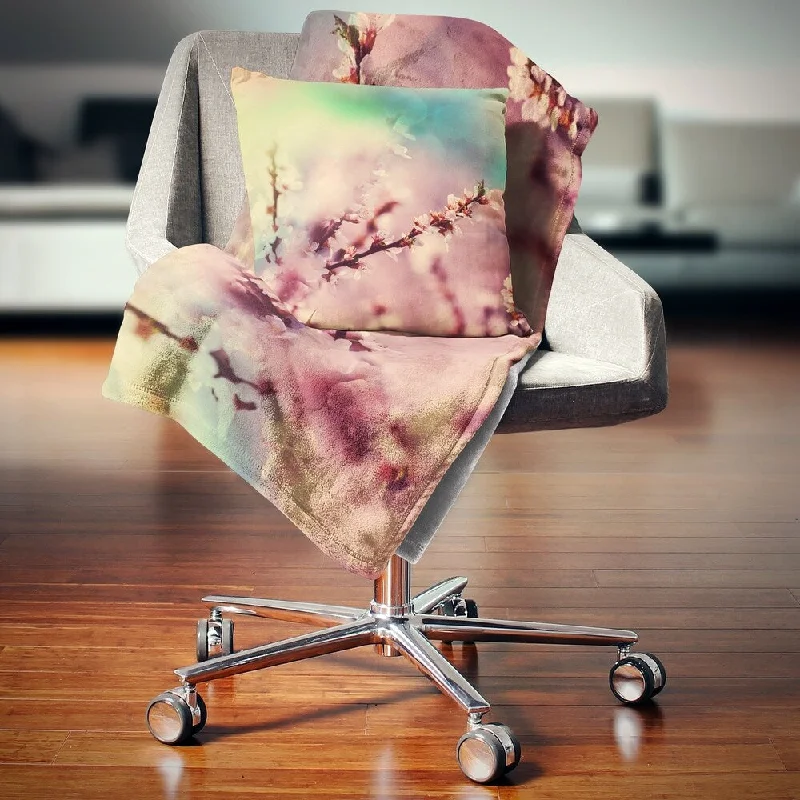 Cashmere blankets for ultimate softness and luxuryDesignart 'Blossoming Pink Cherry Branches' Floral Throw Blanket Cashmere blankets for ultimate softness and luxuryDesignart 'Blossoming Pink Cherry Branches' Floral Throw Blanket
