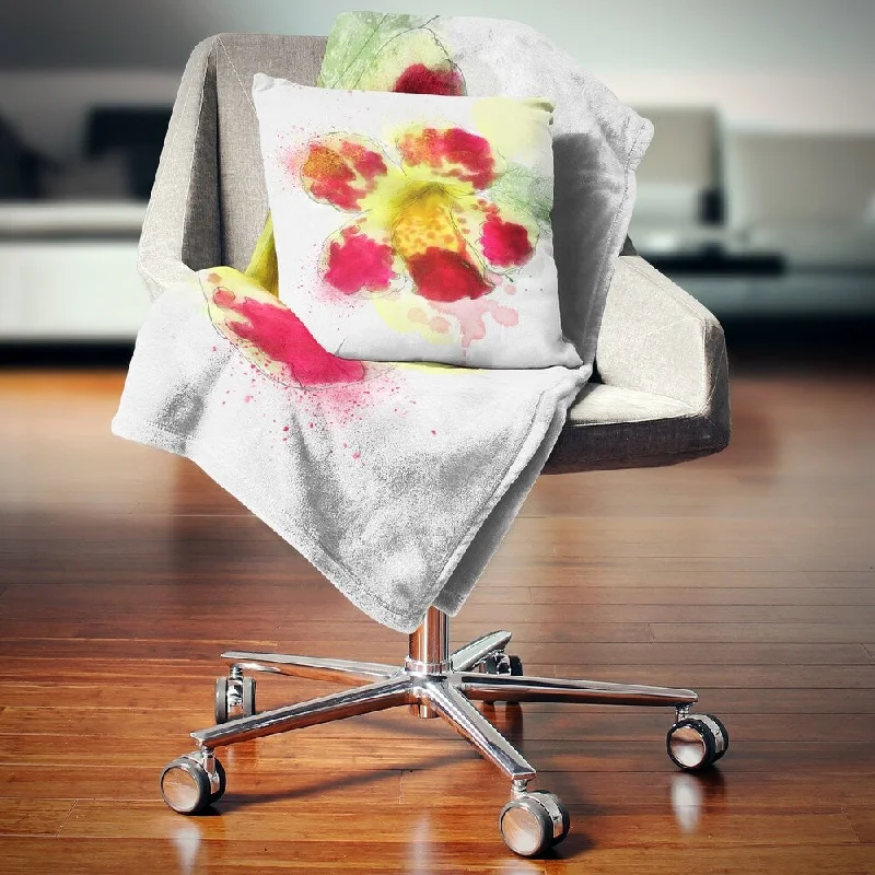 Mohair blankets with a unique sheen and softnessDesignart 'Flower Watercolor with Color Splashes' Floral Throw Blanket Mohair blankets with a unique sheen and softnessDesignart 'Flower Watercolor with Color Splashes' Floral Throw Blanket