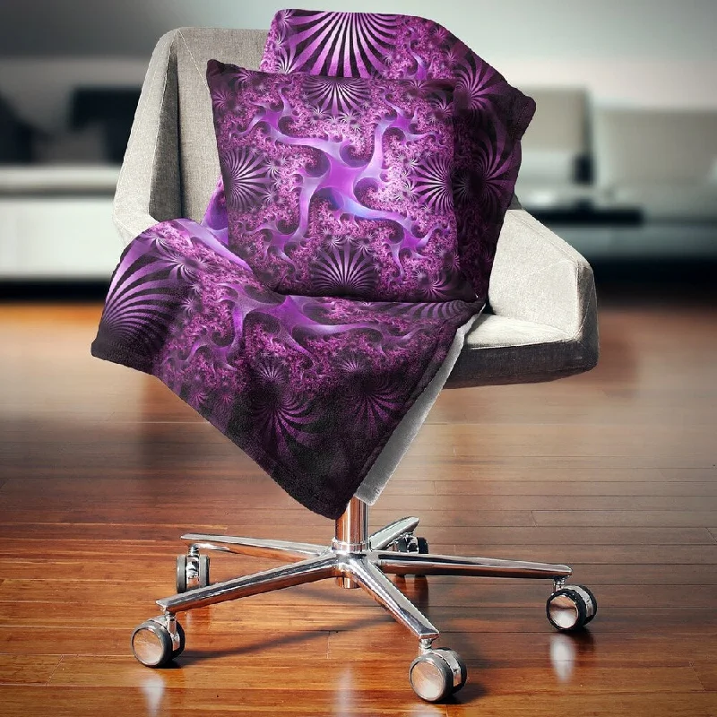 Chenille blankets with a thick and fuzzy textureDesignart 'Glowing Purple Fractal Flower Design' Abstract Throw Blanket Chenille blankets with a thick and fuzzy textureDesignart 'Glowing Purple Fractal Flower Design' Abstract Throw Blanket