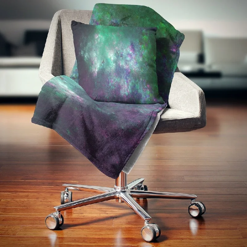 Alpaca wool blankets for a hypoallergenic and warm optionDesignart 'Green Starry Fractal Sky' Abstract Throw Blanket Alpaca wool blankets for a hypoallergenic and warm optionDesignart 'Green Starry Fractal Sky' Abstract Throw Blanket