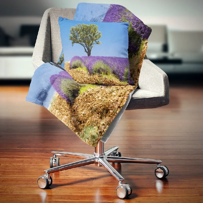 Recycled polyester blankets for an eco - conscious optionDesignart 'Lone Green Tree in Lavender Field' Landscape Fleece Throw Blanket Recycled polyester blankets for an eco - conscious optionDesignart 'Lone Green Tree in Lavender Field' Landscape Fleece Throw Blanket