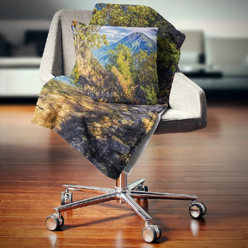 Silk blankets with a smooth and elegant touchDesignart 'Merbabu Volcano in Java' Landscape Fleece Throw Blanket Silk blankets with a smooth and elegant touchDesignart 'Merbabu Volcano in Java' Landscape Fleece Throw Blanket