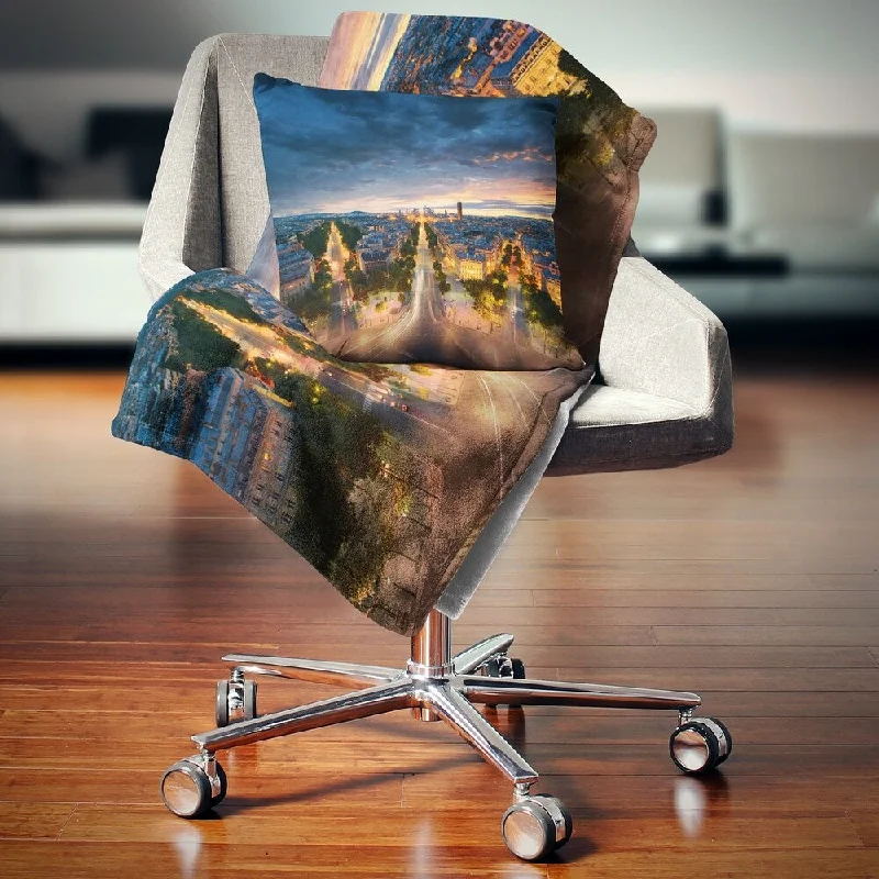 Fleece blankets for a cozy and plush textureDesignart 'Night Paris Amazing View' Skyline Photography Throw Blanket Fleece blankets for a cozy and plush textureDesignart 'Night Paris Amazing View' Skyline Photography Throw Blanket