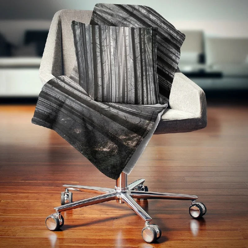 Wool blankets with natural warmth and insulationDesignart 'Sunbeams Peeking Through Dark Forest' Forest Throw Blanket Wool blankets with natural warmth and insulationDesignart 'Sunbeams Peeking Through Dark Forest' Forest Throw Blanket