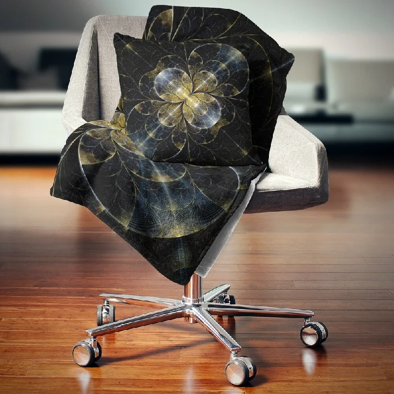Cotton blankets for breathability and a lightweight feelDesignart 'Symmetrical Golden Fractal Flower' Floral Throw Blanket Cotton blankets for breathability and a lightweight feelDesignart 'Symmetrical Golden Fractal Flower' Floral Throw Blanket