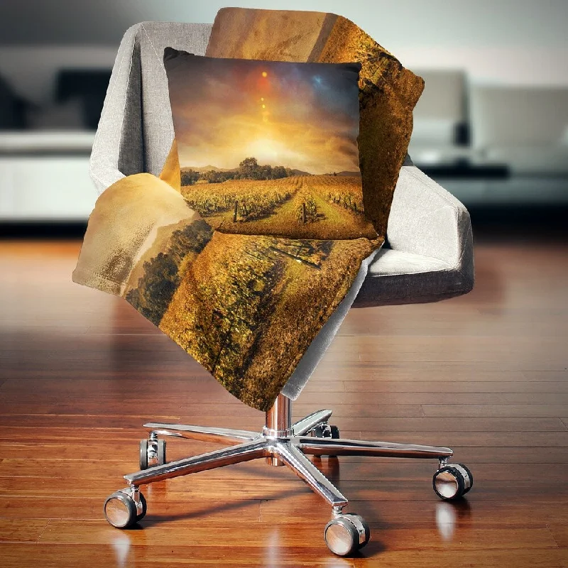 Wool blankets with natural warmth and insulationDesignart 'Yellow Autumn Vineyard Sunset' Landscape Fleece Throw Blanket Wool blankets with natural warmth and insulationDesignart 'Yellow Autumn Vineyard Sunset' Landscape Fleece Throw Blanket