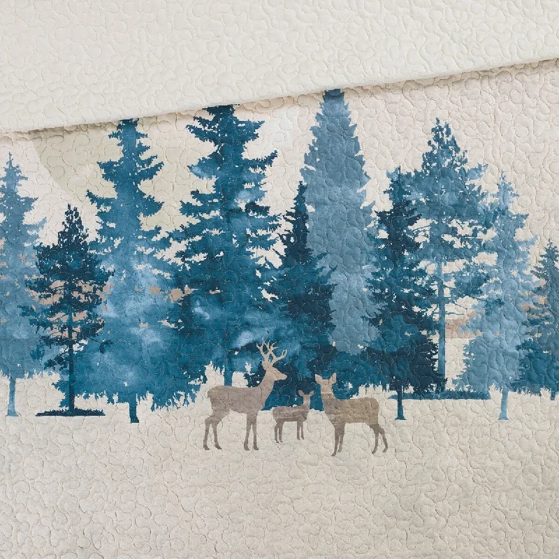 Chenille blankets with a thick and fuzzy textureDonna Sharp's Watercolor Forest Throw UCC Chenille blankets with a thick and fuzzy textureDonna Sharp's Watercolor Forest Throw UCC