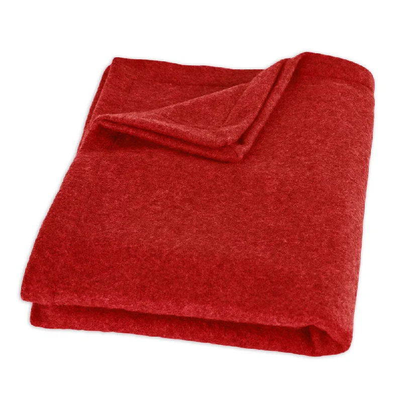 Cotton blankets for breathability and a lightweight feelFleece Red Top Stitched Throw Blanket Cotton blankets for breathability and a lightweight feelFleece Red Top Stitched Throw Blanket