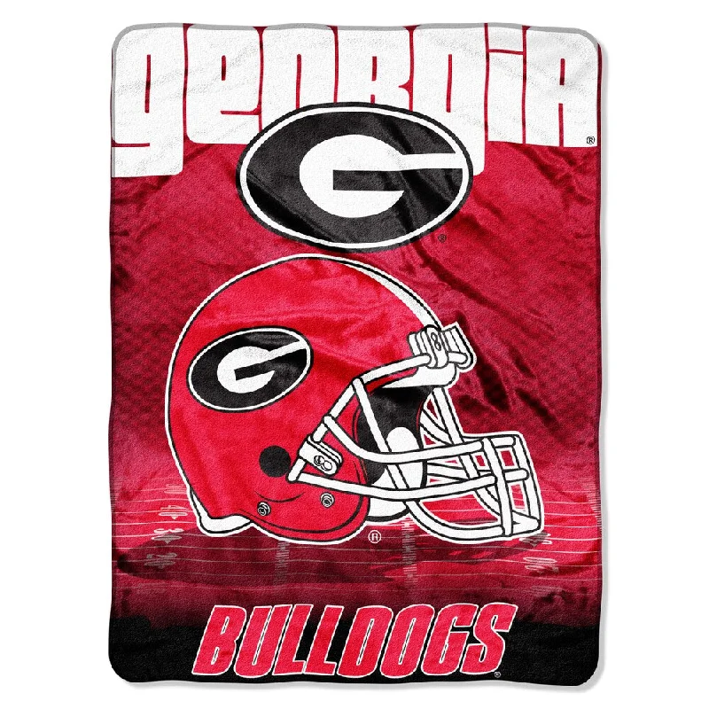 Cotton blankets for breathability and a lightweight feelGeorgia Overtime Micro Fleece Throw Blanket Cotton blankets for breathability and a lightweight feelGeorgia Overtime Micro Fleece Throw Blanket