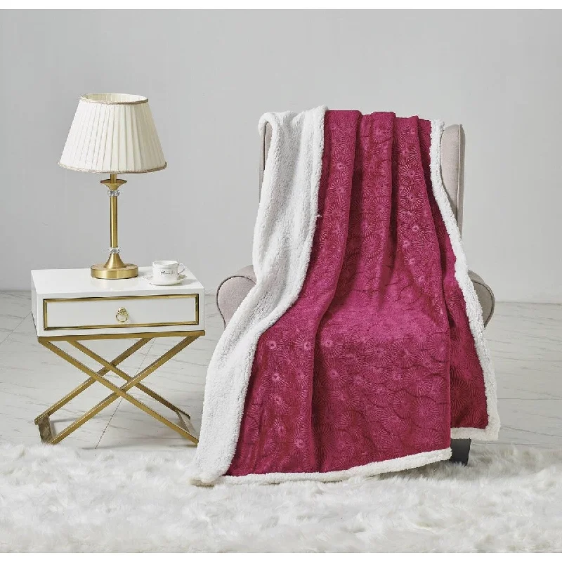 Cashmere blankets for ultimate softness and luxuryLouver Sherpa Throw Burgundy