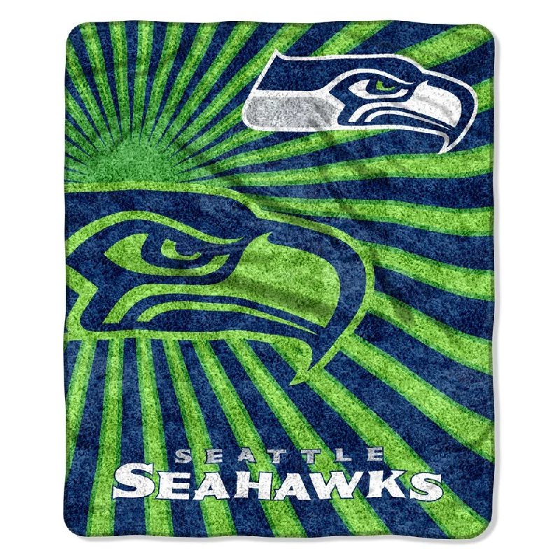 Recycled polyester blankets for an eco - conscious optionNFL 065 Seahawks Sherpa Strobe Throw Recycled polyester blankets for an eco - conscious optionNFL 065 Seahawks Sherpa Strobe Throw