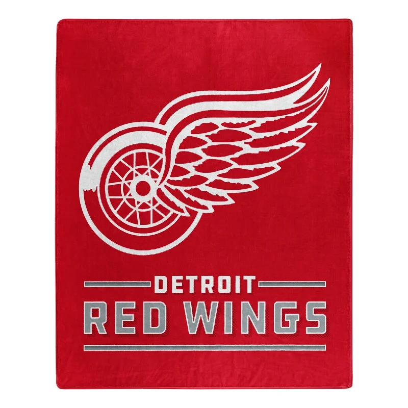 Recycled polyester blankets for an eco - conscious optionNHL 0704 Red Wings Interference Raschel Recycled polyester blankets for an eco - conscious optionNHL 0704 Red Wings Interference Raschel
