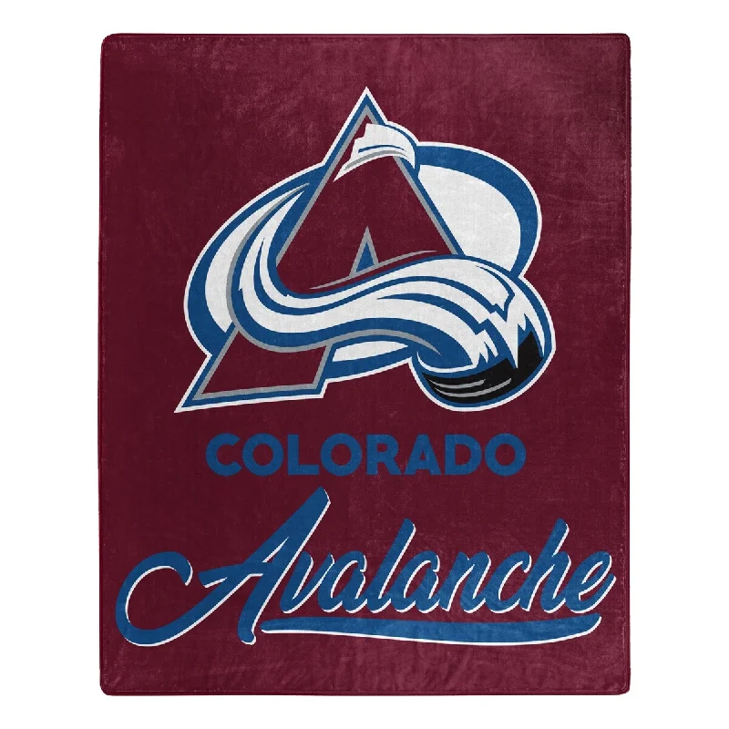 Queen - size blankets for standard - sized bedsNHL Colorado Avalanche Signature Raschel Throw Blanket Queen - size blankets for standard - sized bedsNHL Colorado Avalanche Signature Raschel Throw Blanket