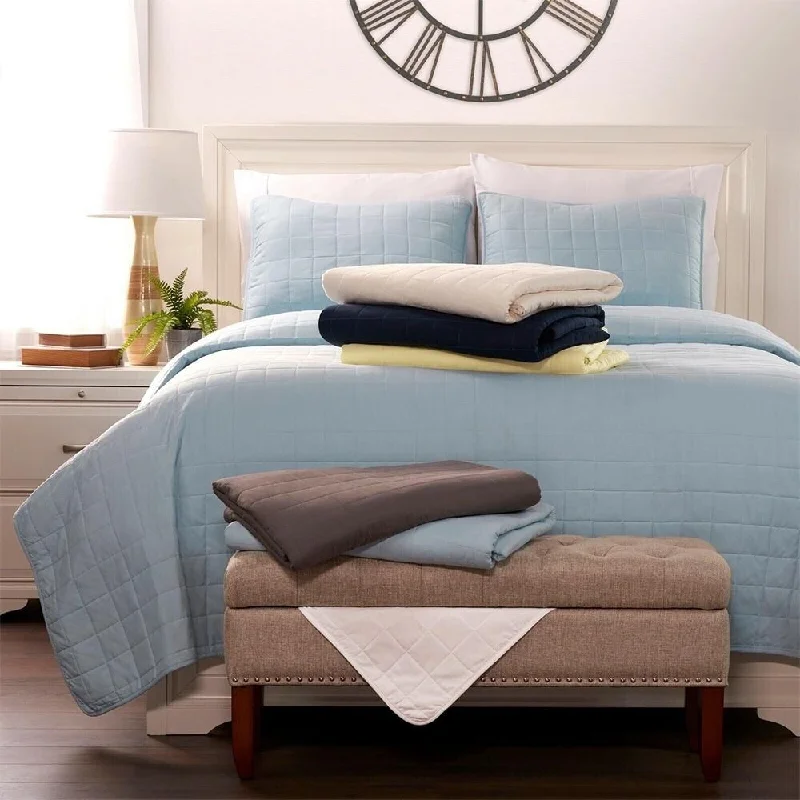 Microfiber blankets that are durable and easy to care for3pc Full/Queen Luxury Square Quilted Coverlet Set Cool Blue Microfiber blankets that are durable and easy to care for3pc Full/Queen Luxury Square Quilted Coverlet Set Cool Blue