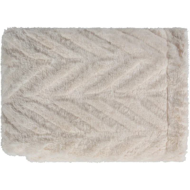 Cotton blankets for breathability and a lightweight feelArtistic Weavers Kafni Modern Faux Fur 50" x 60" Throw Cotton blankets for breathability and a lightweight feelArtistic Weavers Kafni Modern Faux Fur 50" x 60" Throw