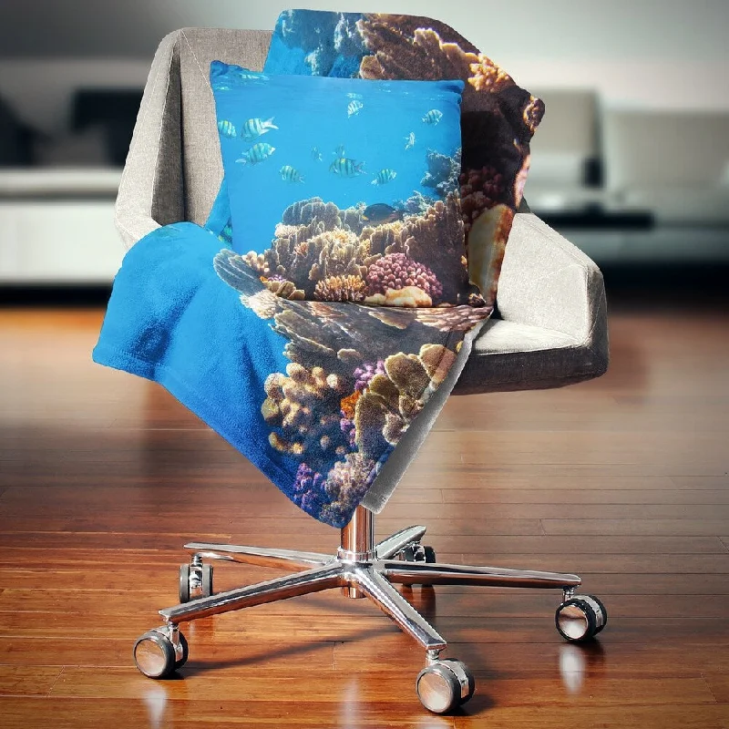 King - size blankets to cover large beds comfortablyDesignart 'Bright Blue Waters and Coral Fish' Seashore Throw Blanket King - size blankets to cover large beds comfortablyDesignart 'Bright Blue Waters and Coral Fish' Seashore Throw Blanket