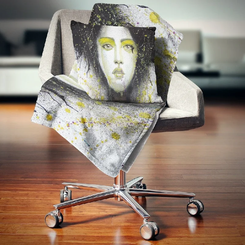 Cotton blankets for breathability and a lightweight feelDesignart 'Girl with Yellow Eye line Large' Abstract Portrait Throw Blanket Cotton blankets for breathability and a lightweight feelDesignart 'Girl with Yellow Eye line Large' Abstract Portrait Throw Blanket
