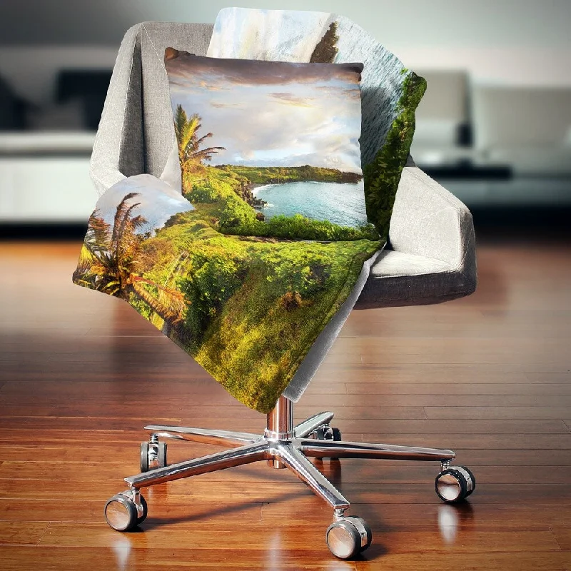 Chenille blankets with a thick and fuzzy textureDesignart 'Hawaii Oahu Island' Photography Throw Blanket Chenille blankets with a thick and fuzzy textureDesignart 'Hawaii Oahu Island' Photography Throw Blanket